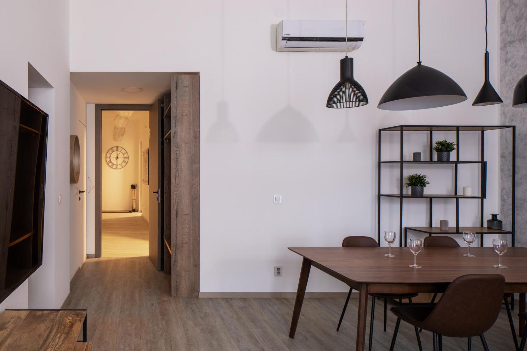 Designer Apartments In New Town By Prague Days - "Included Everything We Needed And More" Camera foto