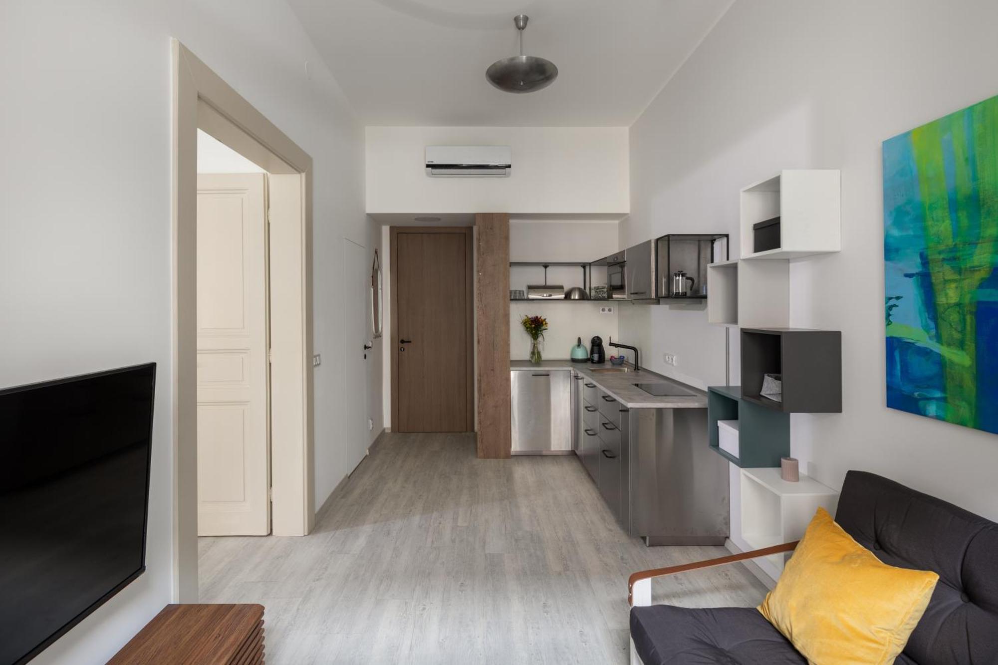 Designer Apartments In New Town By Prague Days - "Included Everything We Needed And More" Camera foto